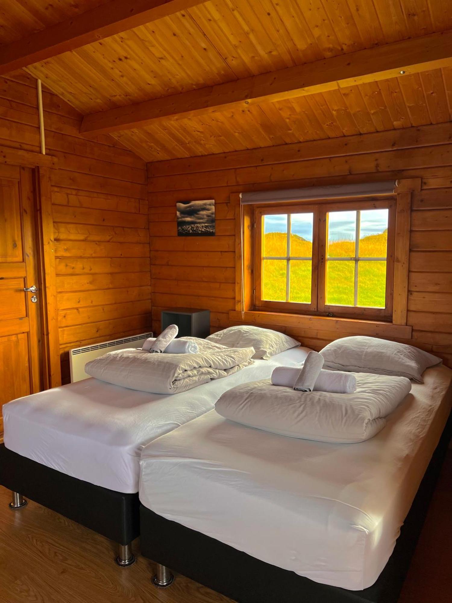 Guesthouse Nypugardar Hofn Bagian luar foto